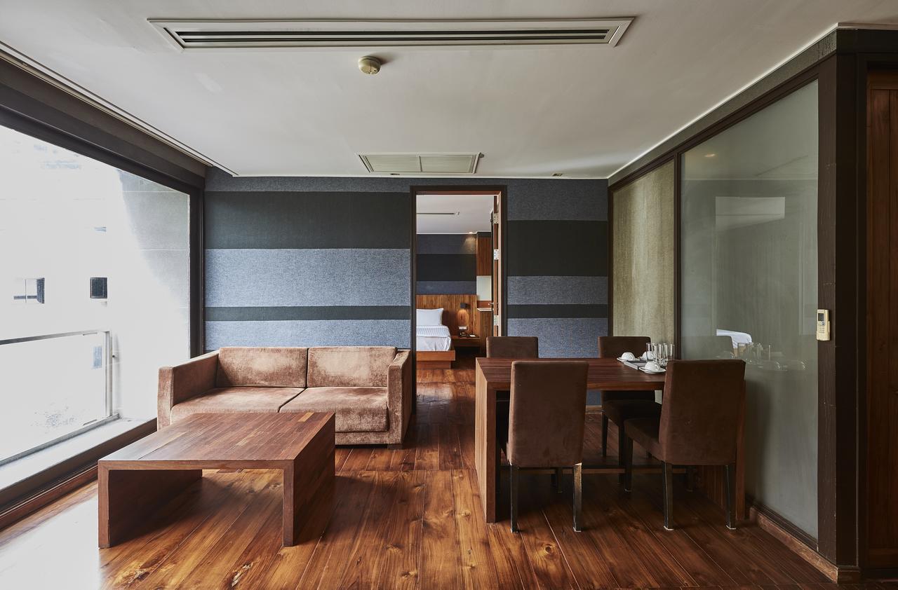 Luxx Langsuan Hotel - Sha Plus Bangkok Eksteriør billede